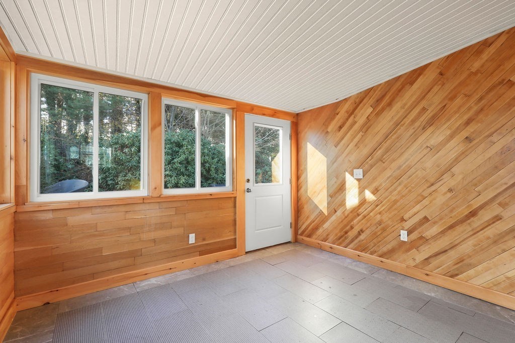 701 Greendale Avenue Needham, MA 02492 - Photo 11 of 15