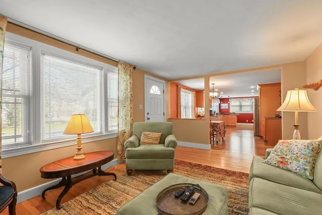 $975,000 | 701 Greendale Avenue, Needham, MA 02492