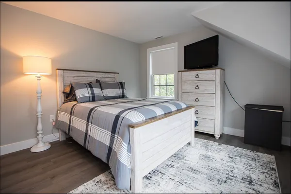 $1,950,000 | 20 B Miacomet Avenue, Unit B, Nantucket, MA 02554