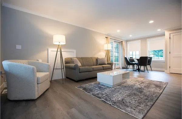 $1,950,000 | 20 B Miacomet Avenue, Unit B, Nantucket, MA 02554