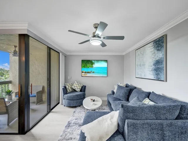 $3,800 | 955 Egret Circle, Unit 405, Delray Beach, FL 33444