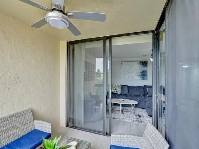 $3,800 | 955 Egret Circle, Unit 405, Delray Beach, FL 33444