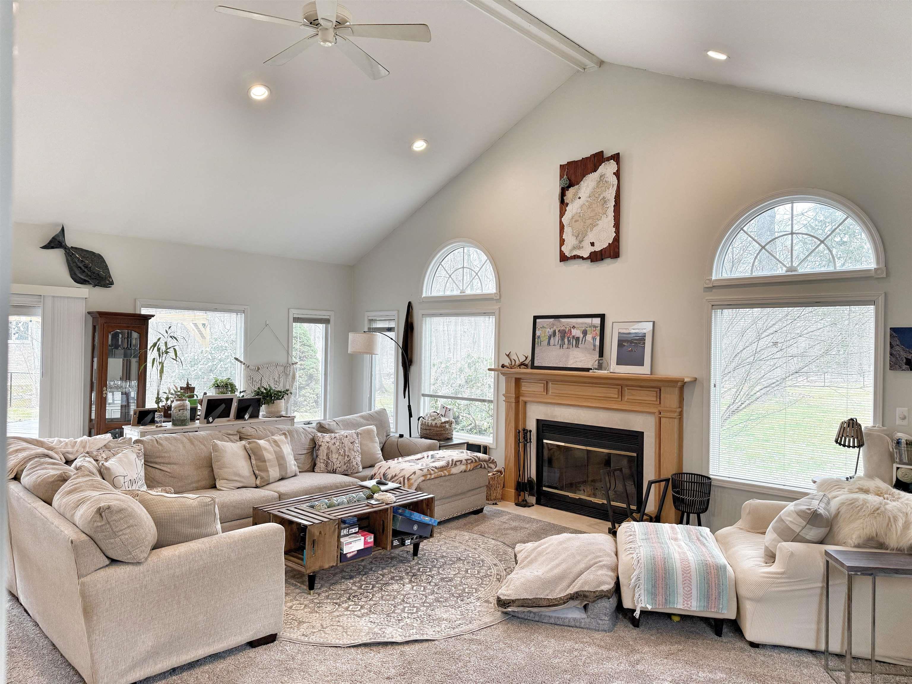 3469 Hazelton Avenue Rochester Hills, MI 48307 - Photo 9 of 32