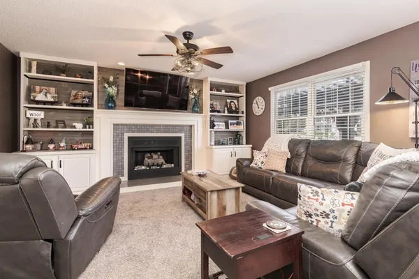 $329,900 | 1418 Mill Creek Road, Bloomington, IL 61704