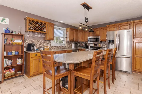 $329,900 | 1418 Mill Creek Road, Bloomington, IL 61704