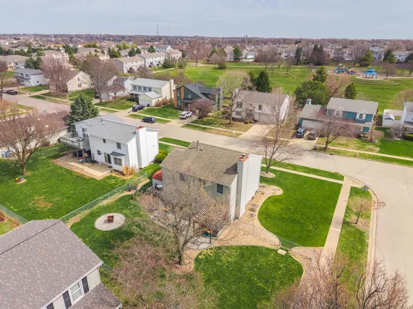 $329,900 | 1418 Mill Creek Road, Bloomington, IL 61704