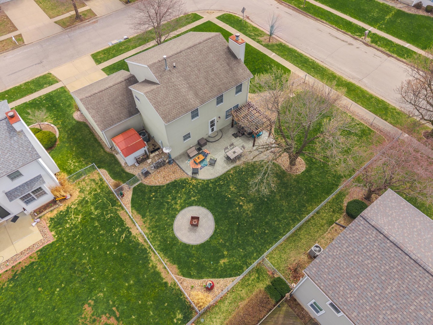 1418 Mill Creek Road Bloomington, IL 61704 - Photo 4 of 64