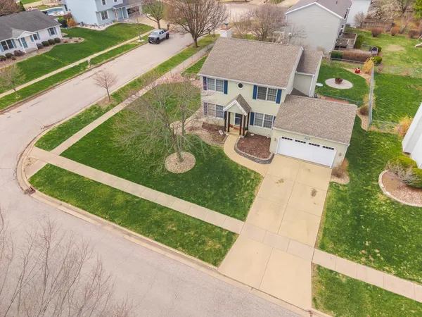 $329,900 | 1418 Mill Creek Road, Bloomington, IL 61704