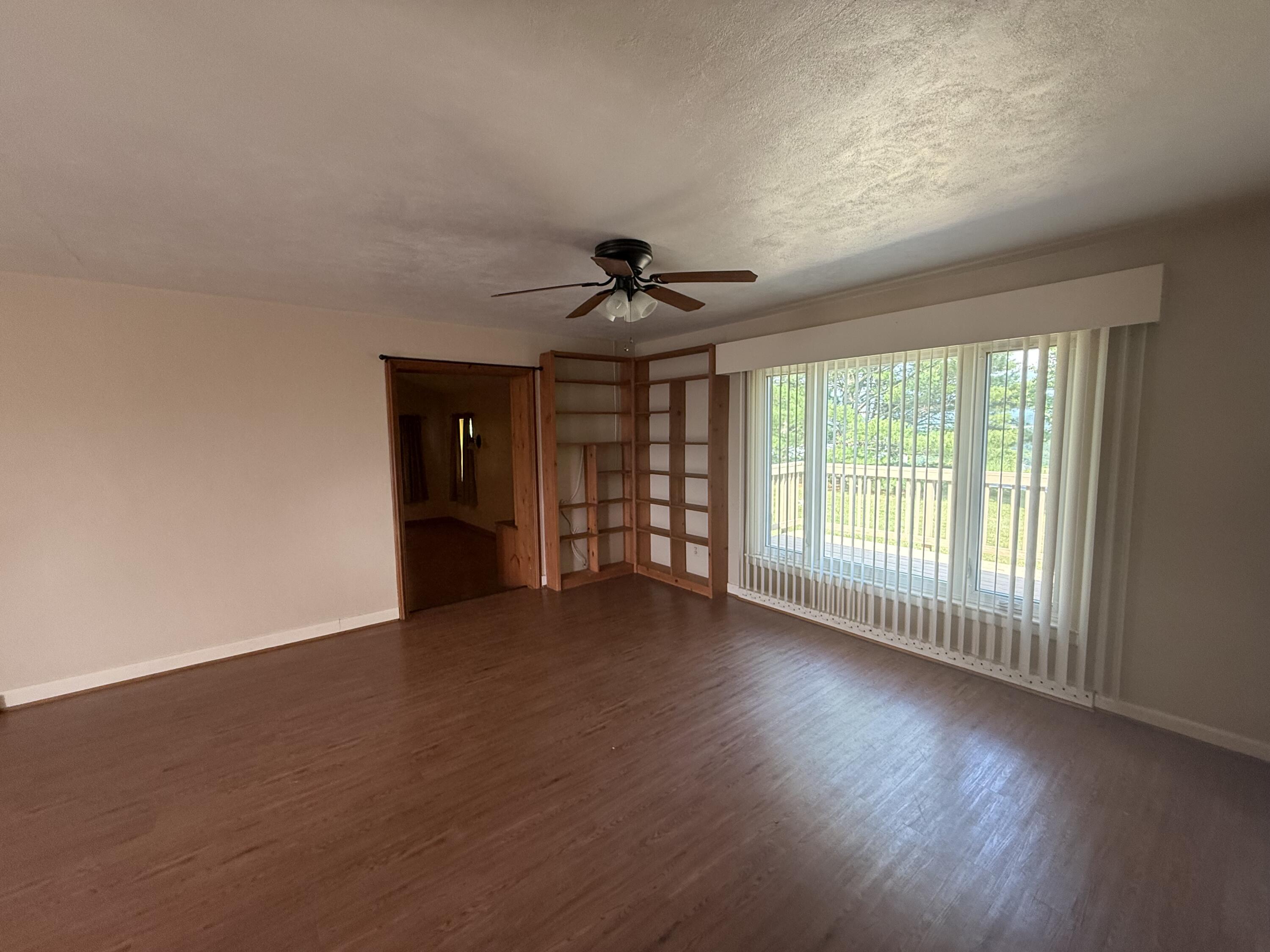 1250 Blacksburg Road Fincastle, VA 24090 - Photo 6 of 21 IMG_1534