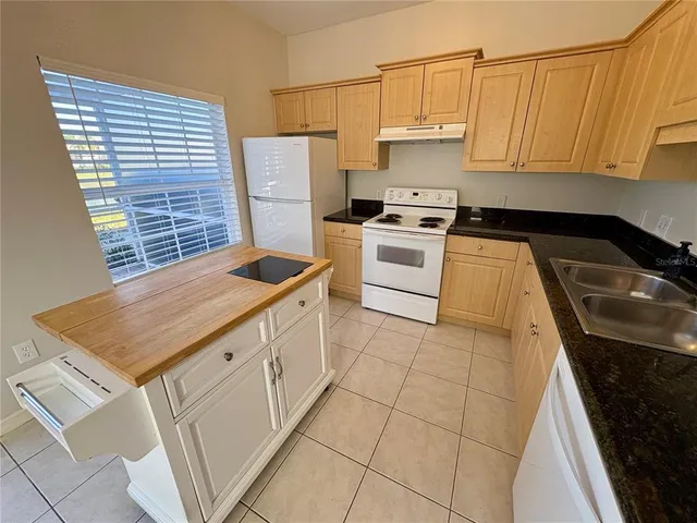 $1,925 | 7559 Plantation Circle, Unit 7559, Bradenton, FL 34201