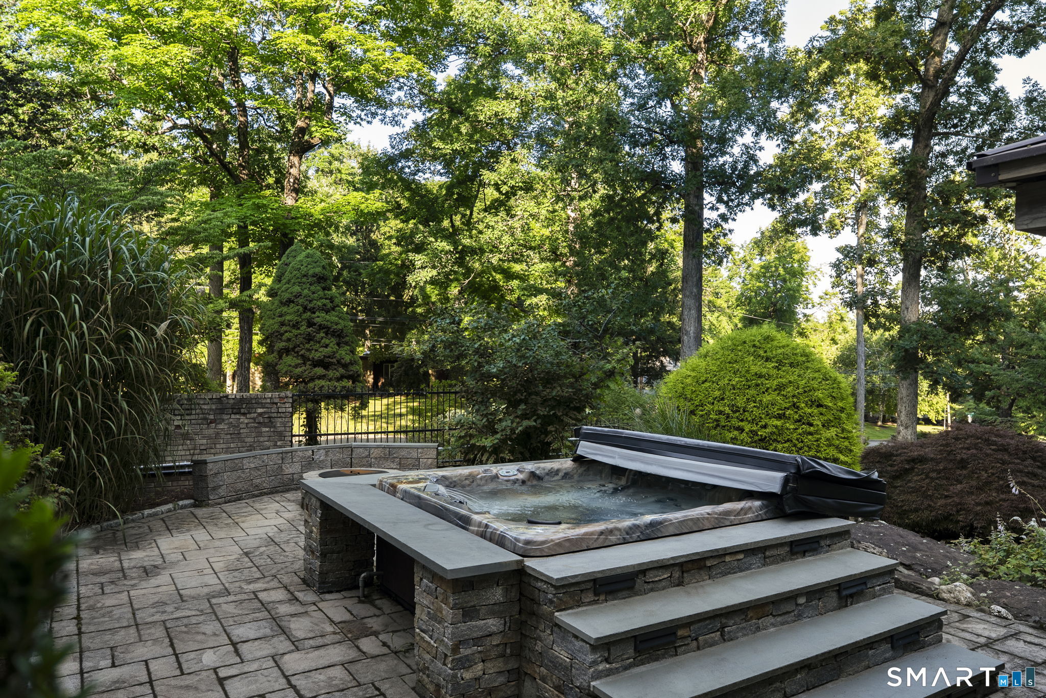 175 Orchard Road West Hartford, CT 06117 - Photo 38 of 40