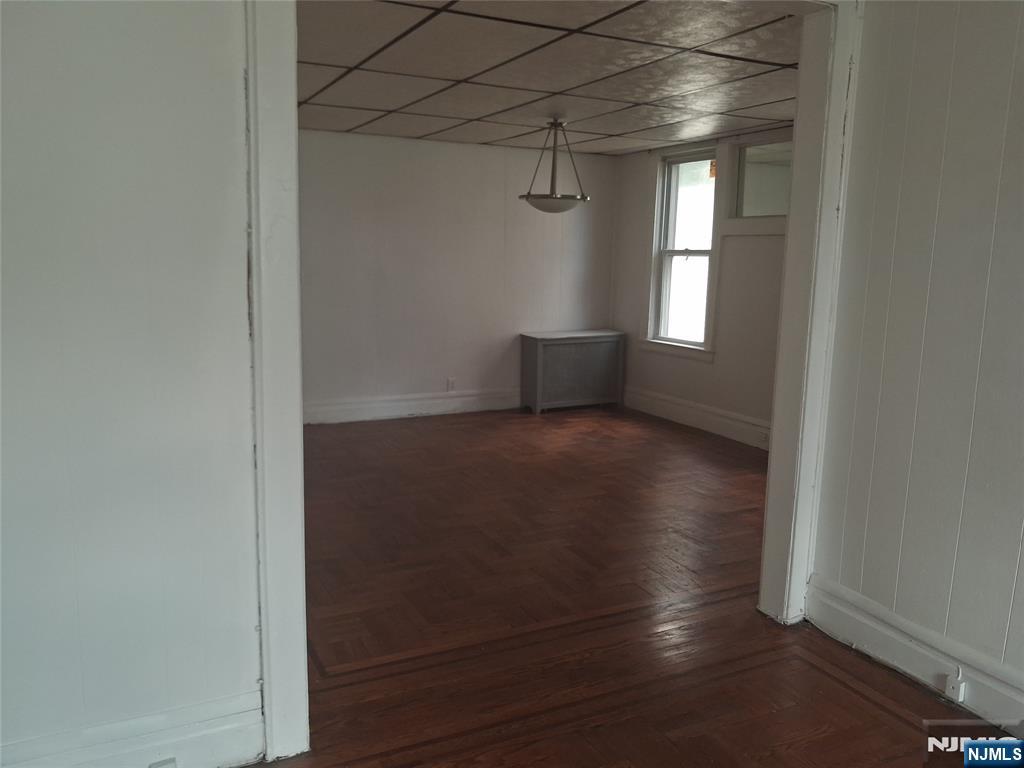 19 Bayview Avenue, Unit 2 Newark, NJ 07112 - Photo 8 of 19