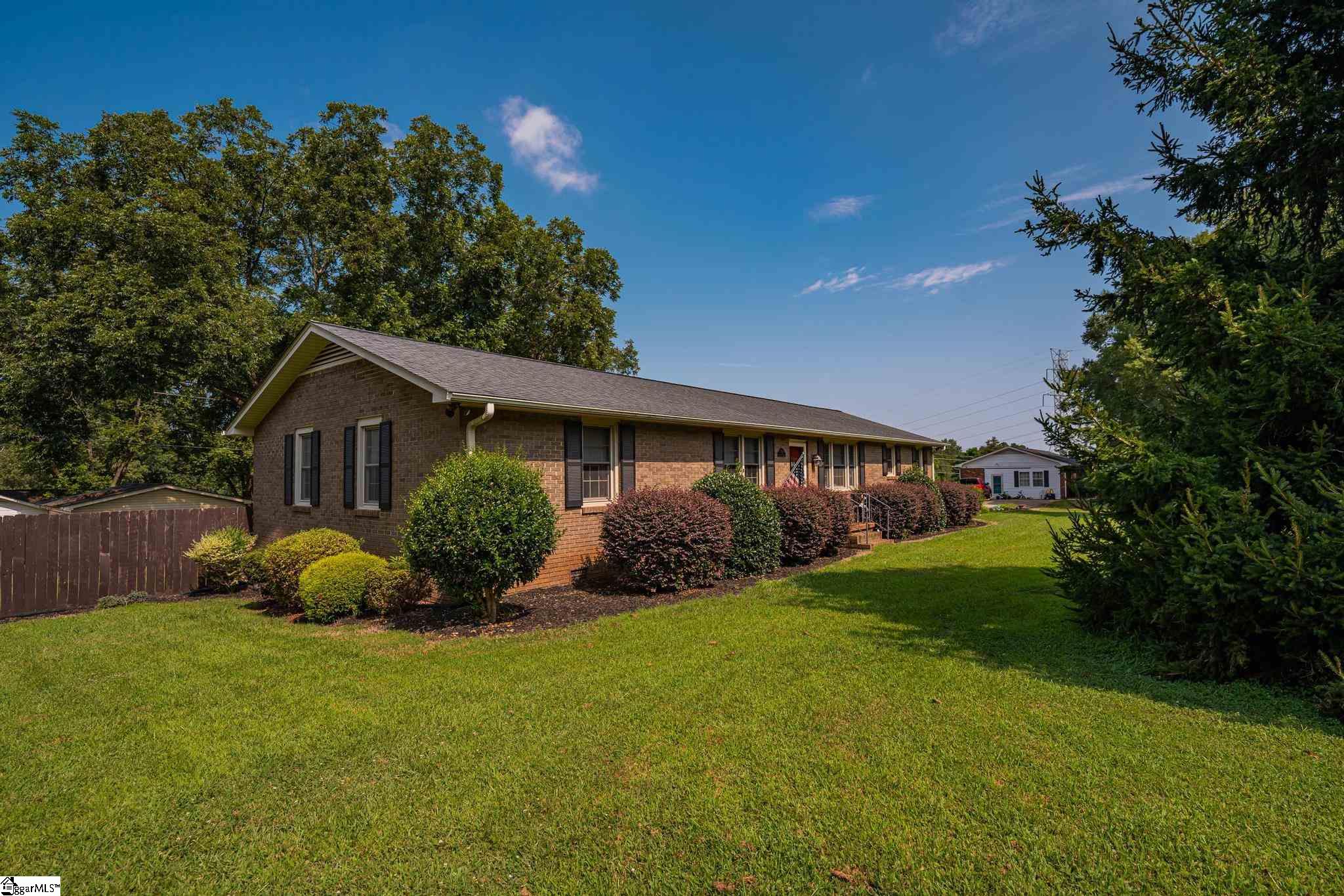 700 South Danzler Road Duncan, SC 29334 - Photo 3 of 36