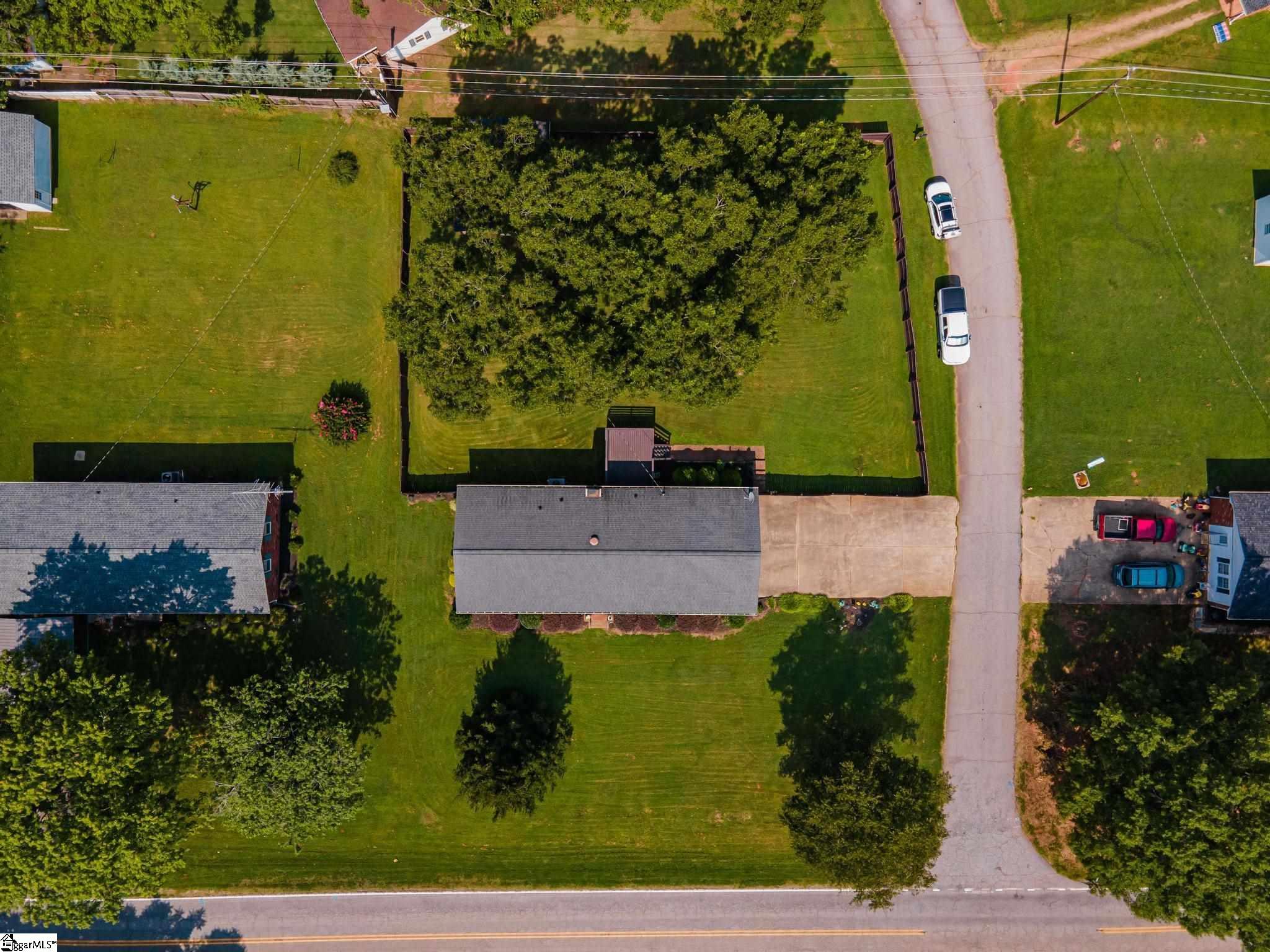 700 South Danzler Road Duncan, SC 29334 - Photo 5 of 36