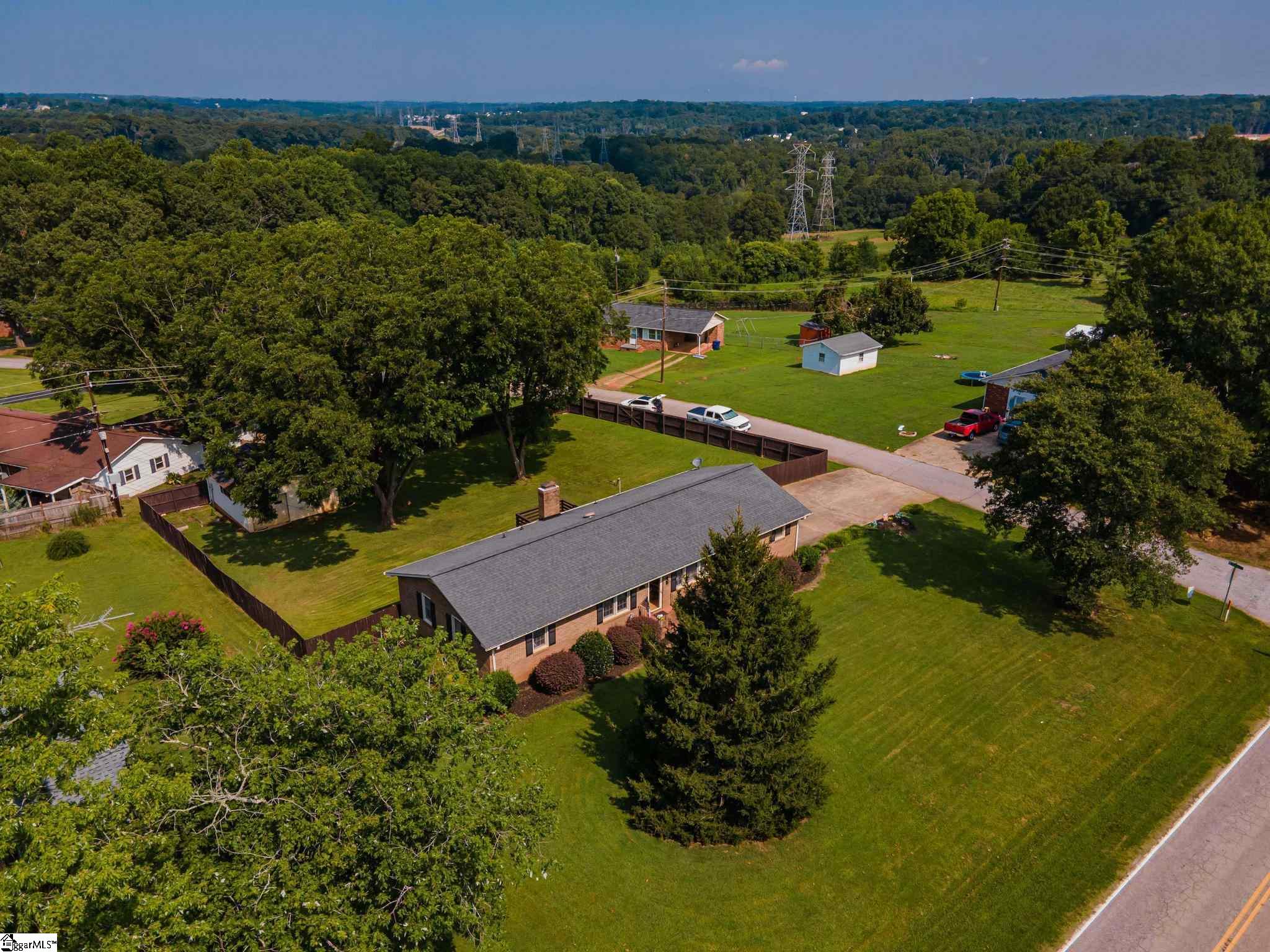 700 South Danzler Road Duncan, SC 29334 - Photo 6 of 36