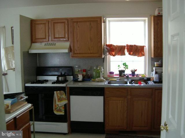 5 Winchester Circle Lebanon, PA 17046 - Photo 2 of 5