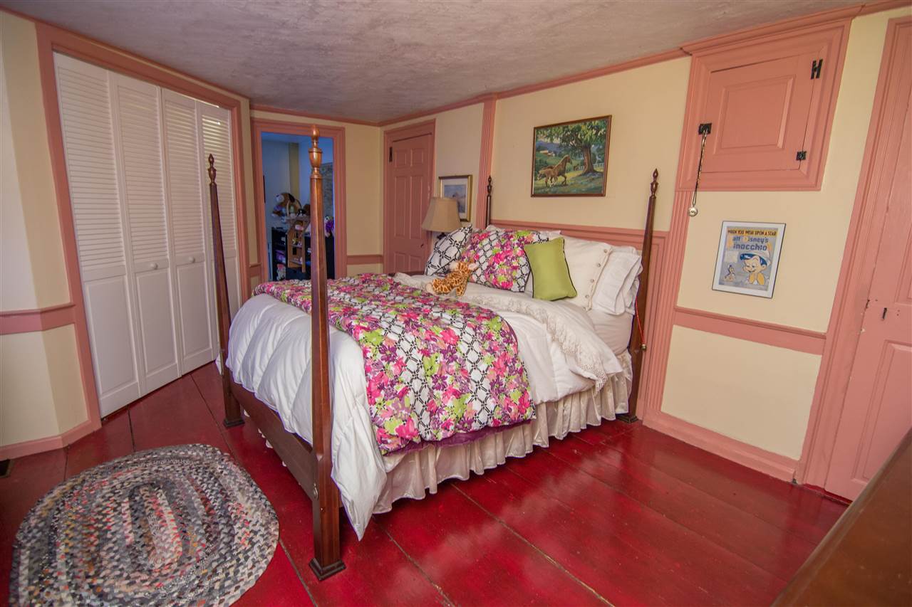221 Old Wakefield Road Milton, NH 03851 - Photo 17 of 40 Gallery Image 17