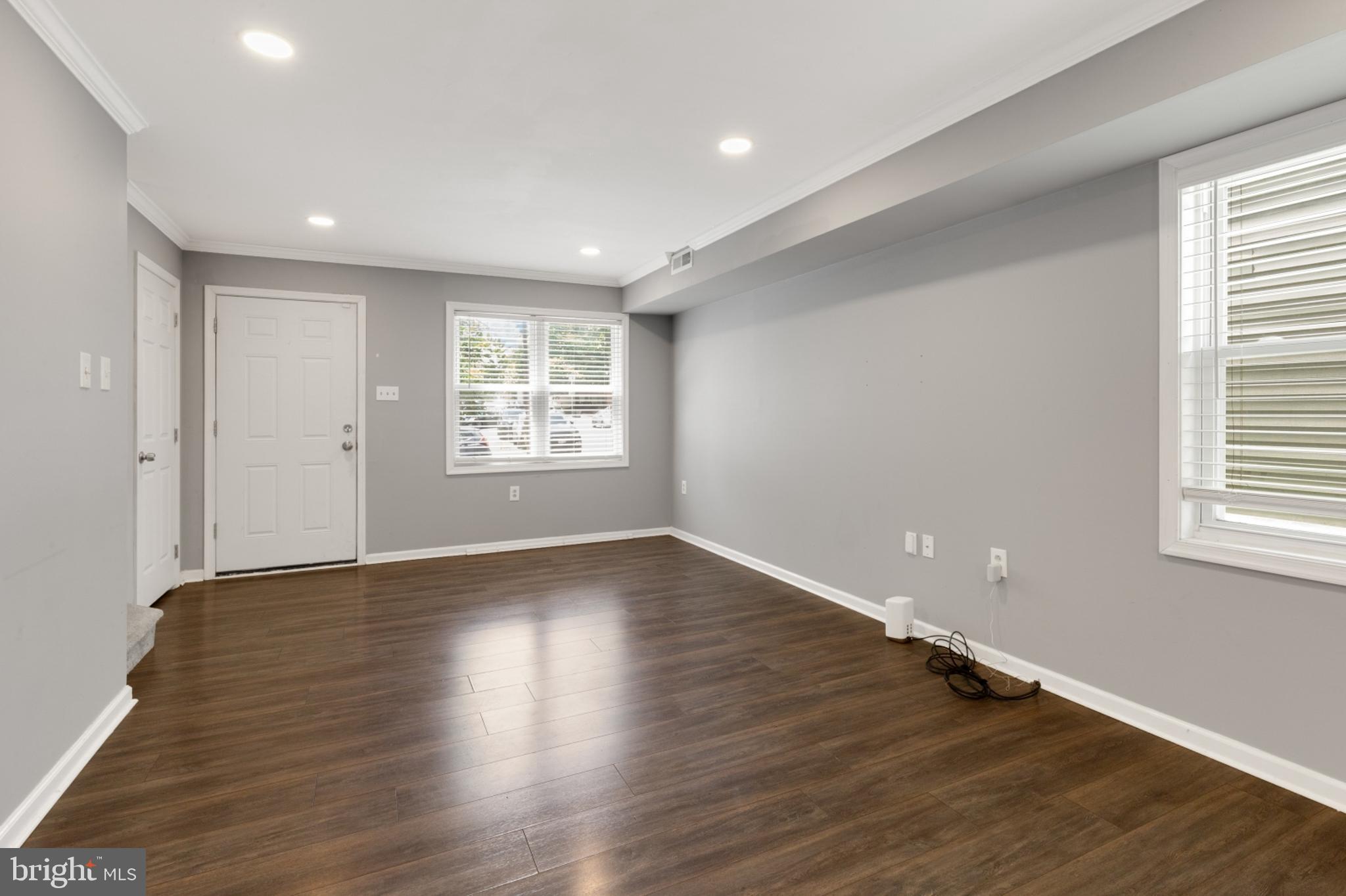1719 Ridge Avenue Philadelphia, PA 19130 - Photo 5 of 32