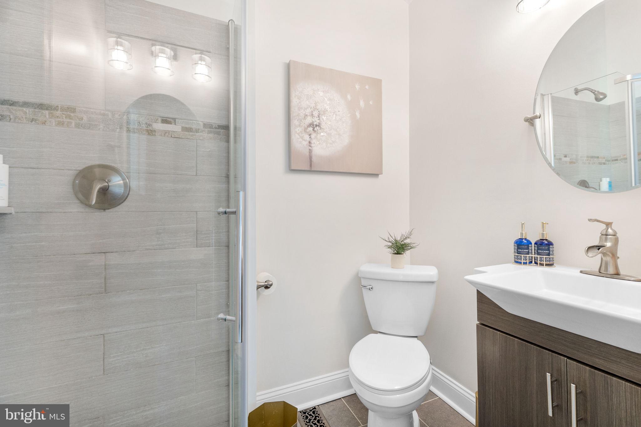 1501 Valley Road Wilmington, DE 19810 - Photo 16 of 29 Full bath in owner's bedroom