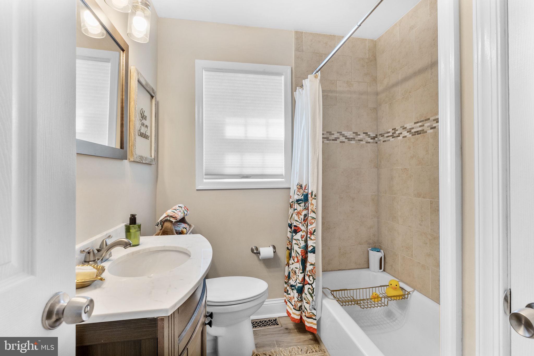 1501 Valley Road Wilmington, DE 19810 - Photo 19 of 29 Guest bath