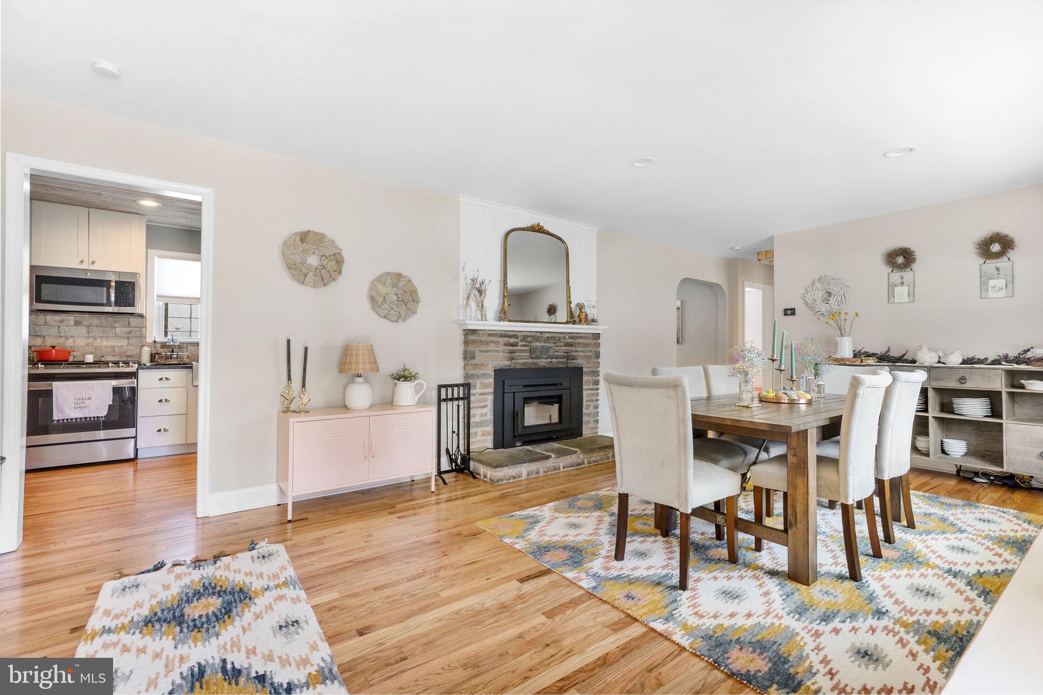 1501 Valley Road Wilmington, DE 19810 - Photo 4 of 29 Front room