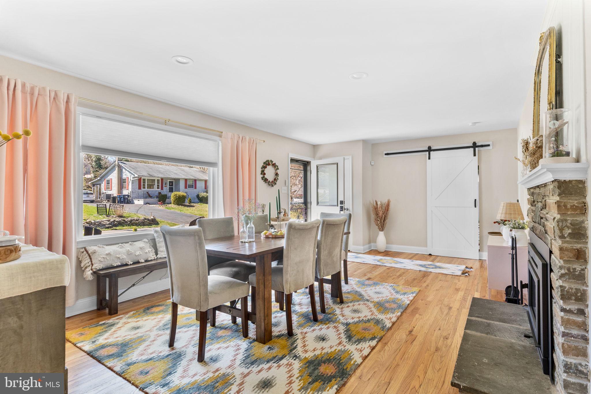 1501 Valley Road Wilmington, DE 19810 - Photo 5 of 29 Currently used as dining room