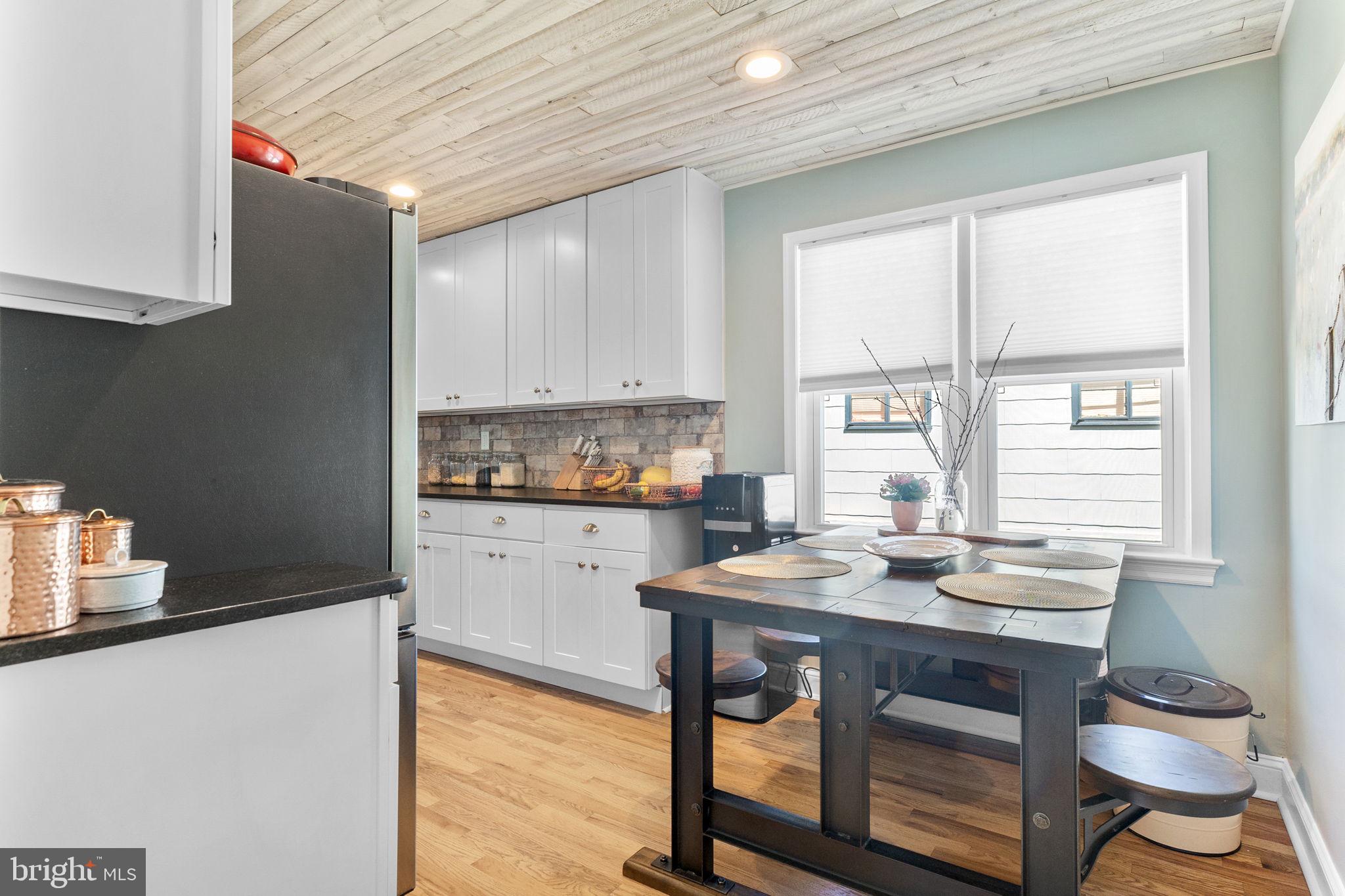 1501 Valley Road Wilmington, DE 19810 - Photo 9 of 29 Breakfast area