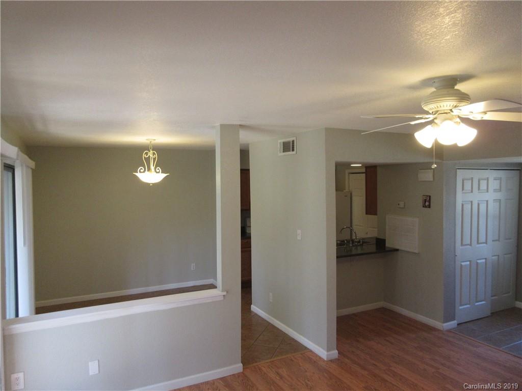 11056 Harrowfield Road Charlotte, NC 28226 - Photo 7 of 25 Gallery Image 7