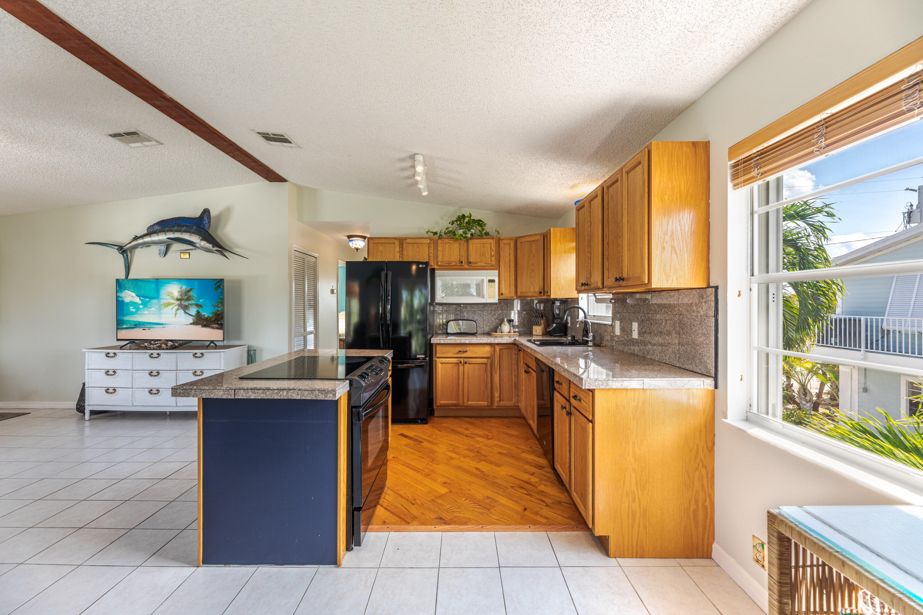 52 Lobstertail Road Big Pine Key, FL 33043 - Photo 9 of 26 Kitchen