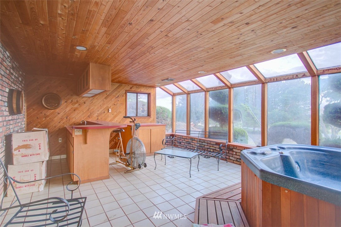 875 South Crestline Road Othello, WA 99344 - Photo 5 of 25