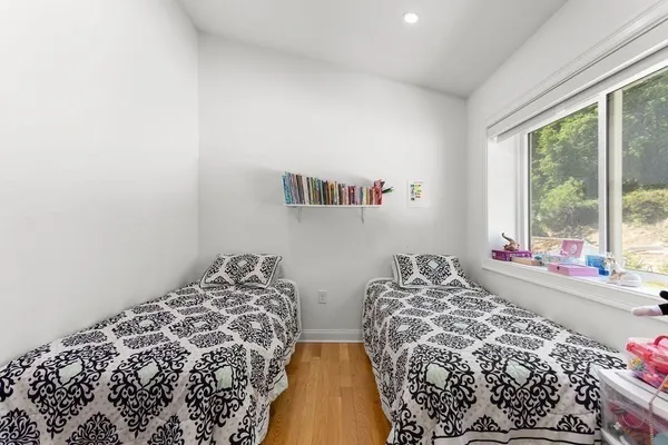 $4,375 | 259 North Lake Avenue, Unit A, Worcester, MA 01605