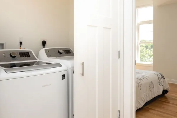 $4,375 | 259 North Lake Avenue, Unit A, Worcester, MA 01605