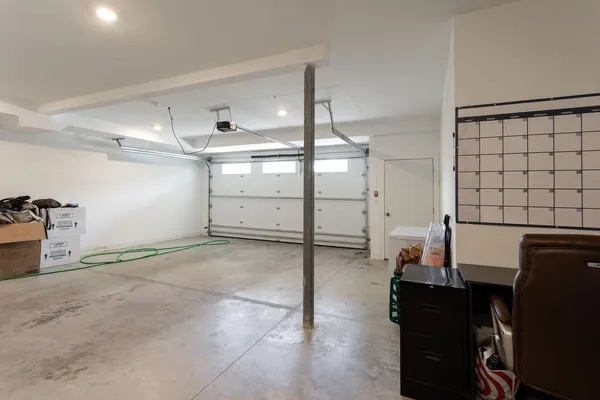 $4,375 | 259 North Lake Avenue, Unit A, Worcester, MA 01605