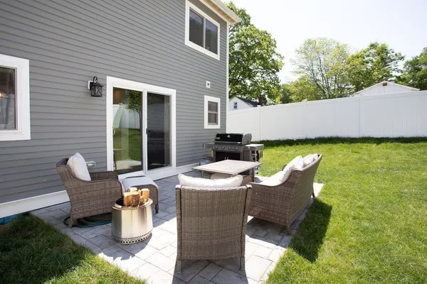 $4,375 | 259 North Lake Avenue, Unit A, Worcester, MA 01605