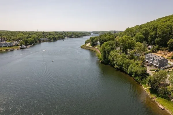 $4,375 | 259 North Lake Avenue, Unit A, Worcester, MA 01605