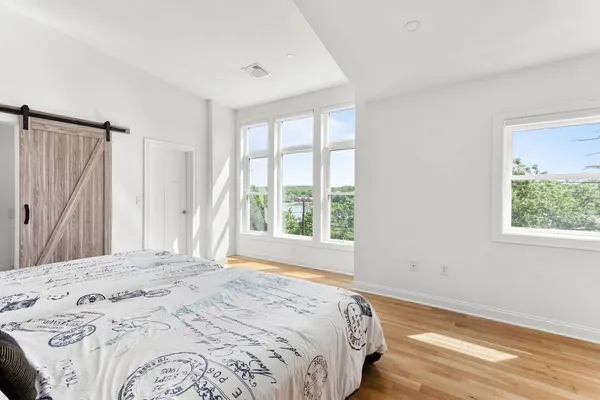 $4,375 | 259 North Lake Avenue, Unit A, Worcester, MA 01605