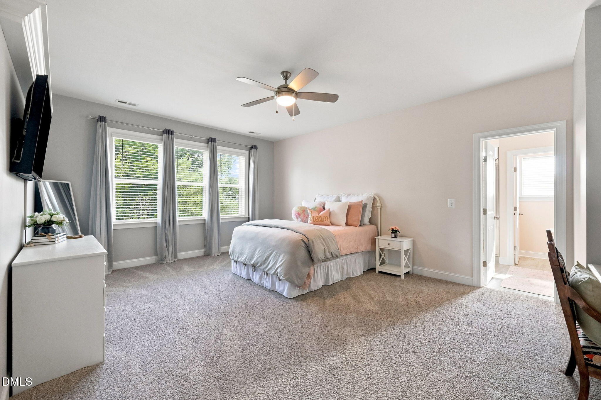 2013 Edens Ridge Avenue Wake Forest, NC 27587 - Photo 13 of 42 48-web-or-mls-IMG_6141_Edit