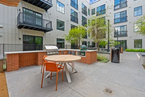 $1,995 | 4315 South Congress Avenue, Unit 202, Austin, TX 78745