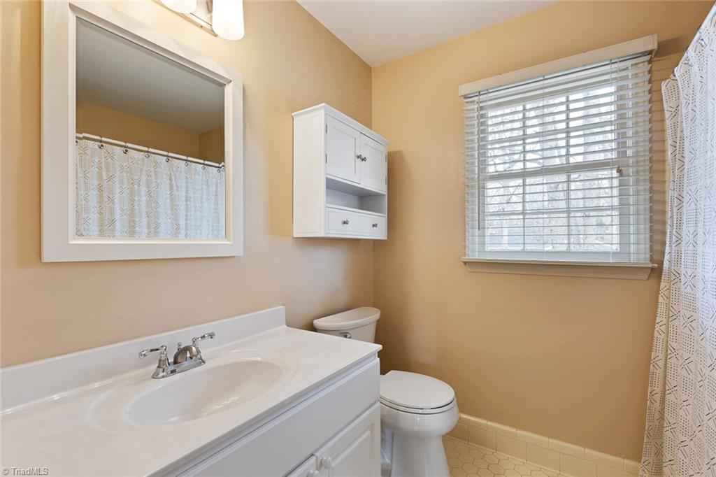 3700 Pinetop Road Greensboro, NC 27410 - Photo 22 of 30 Gallery Image 22