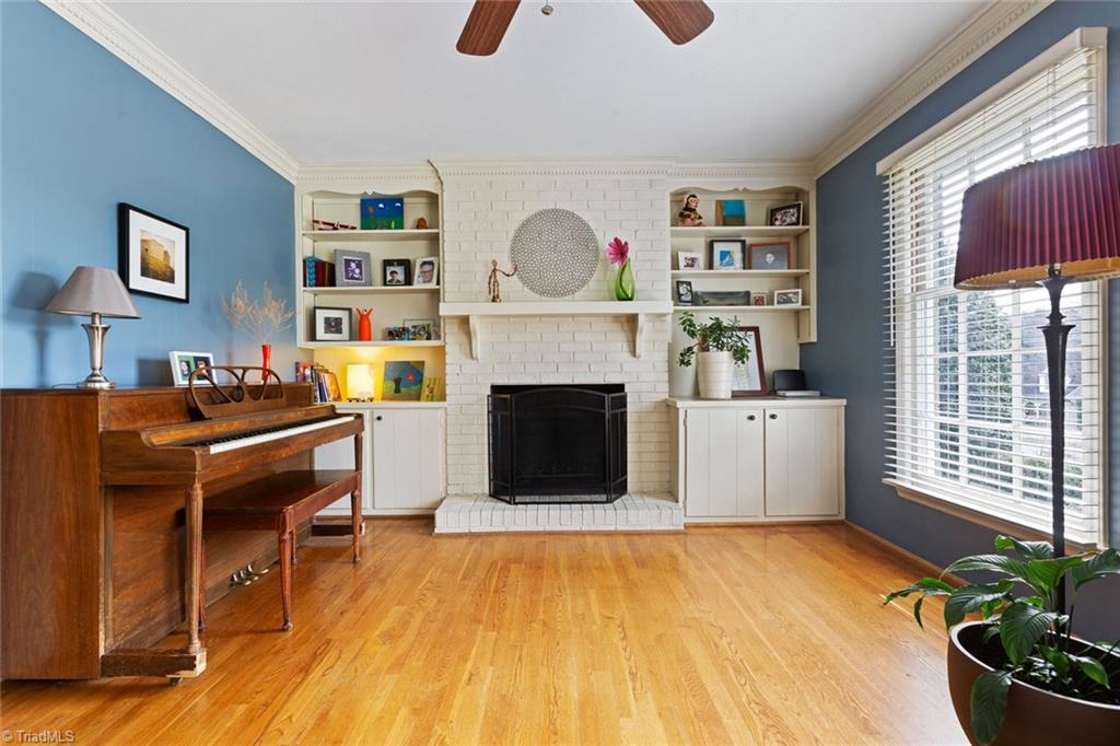 Gallery Image 6