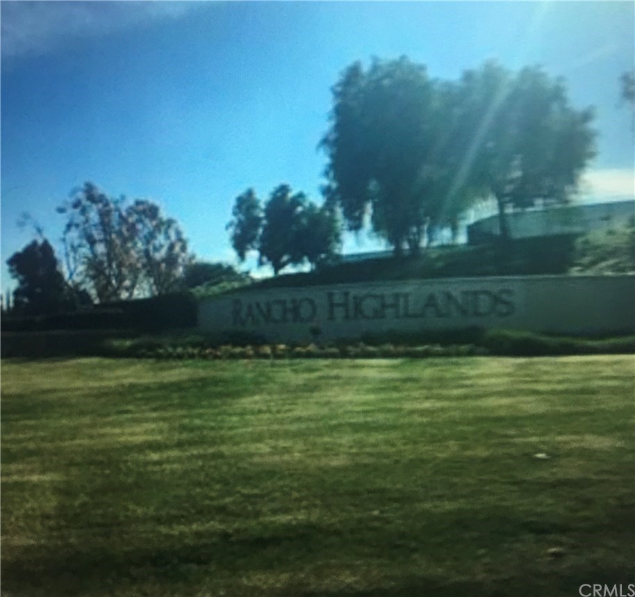 28243 Corte Malbino Temecula, CA 92592 - Photo 2 of 10