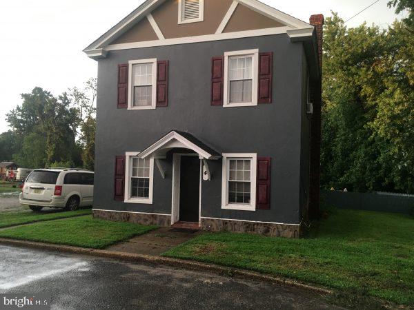 174 West Tomlin Station Road Mickleton, NJ 08056 - Photo 20 of 41 a front view of a house with a garden