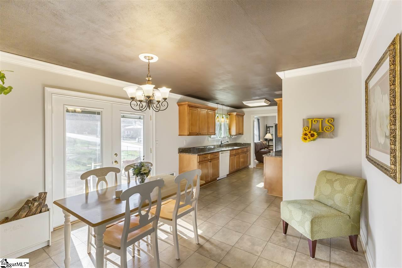 1131 Farrs Bridge Road Greenville, SC 29611 - Photo 11 of 28 Gallery Image 11