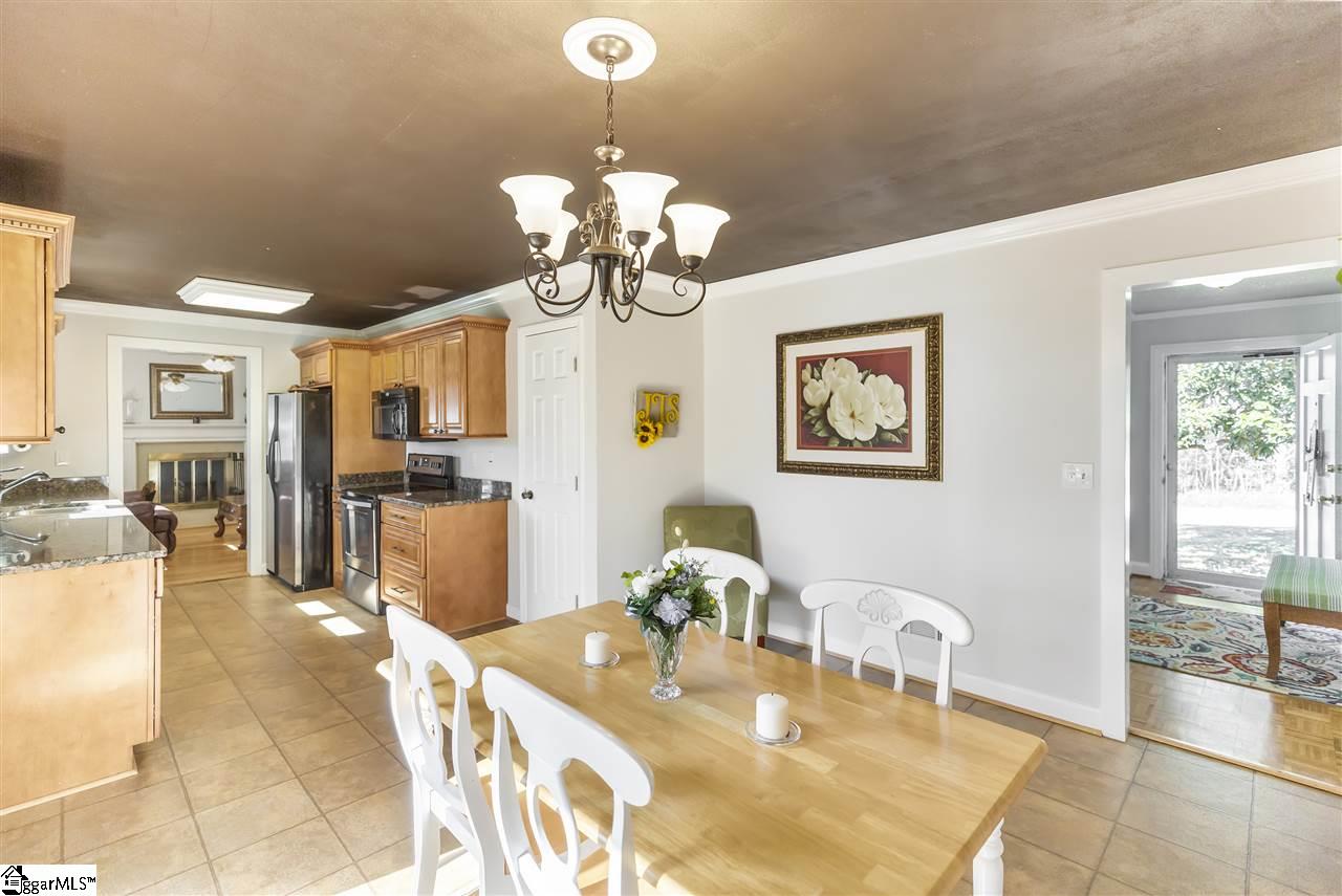 1131 Farrs Bridge Road Greenville, SC 29611 - Photo 12 of 28 Gallery Image 12