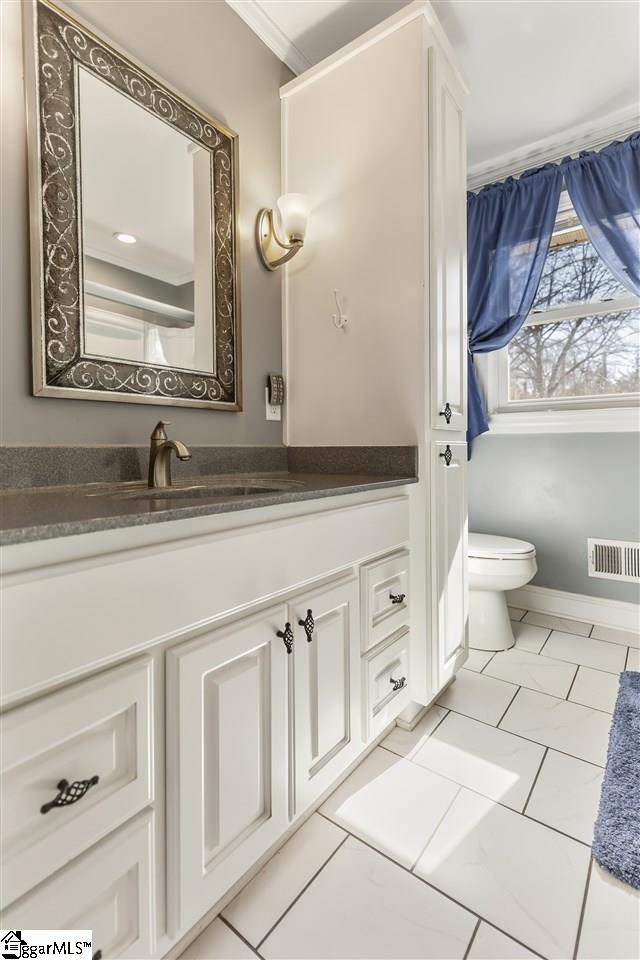 1131 Farrs Bridge Road Greenville, SC 29611 - Photo 13 of 28 Gallery Image 13