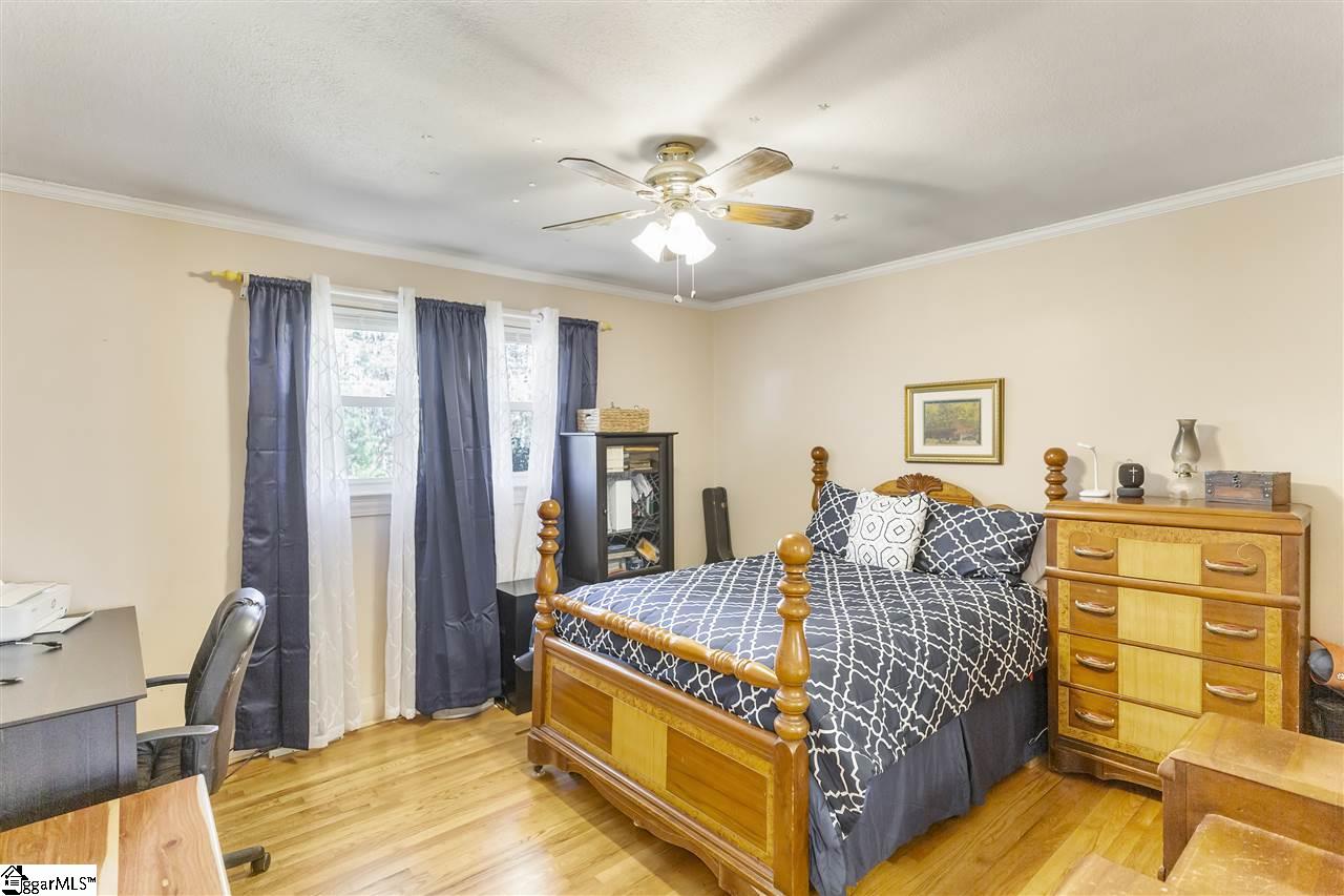 1131 Farrs Bridge Road Greenville, SC 29611 - Photo 17 of 28 Gallery Image 17