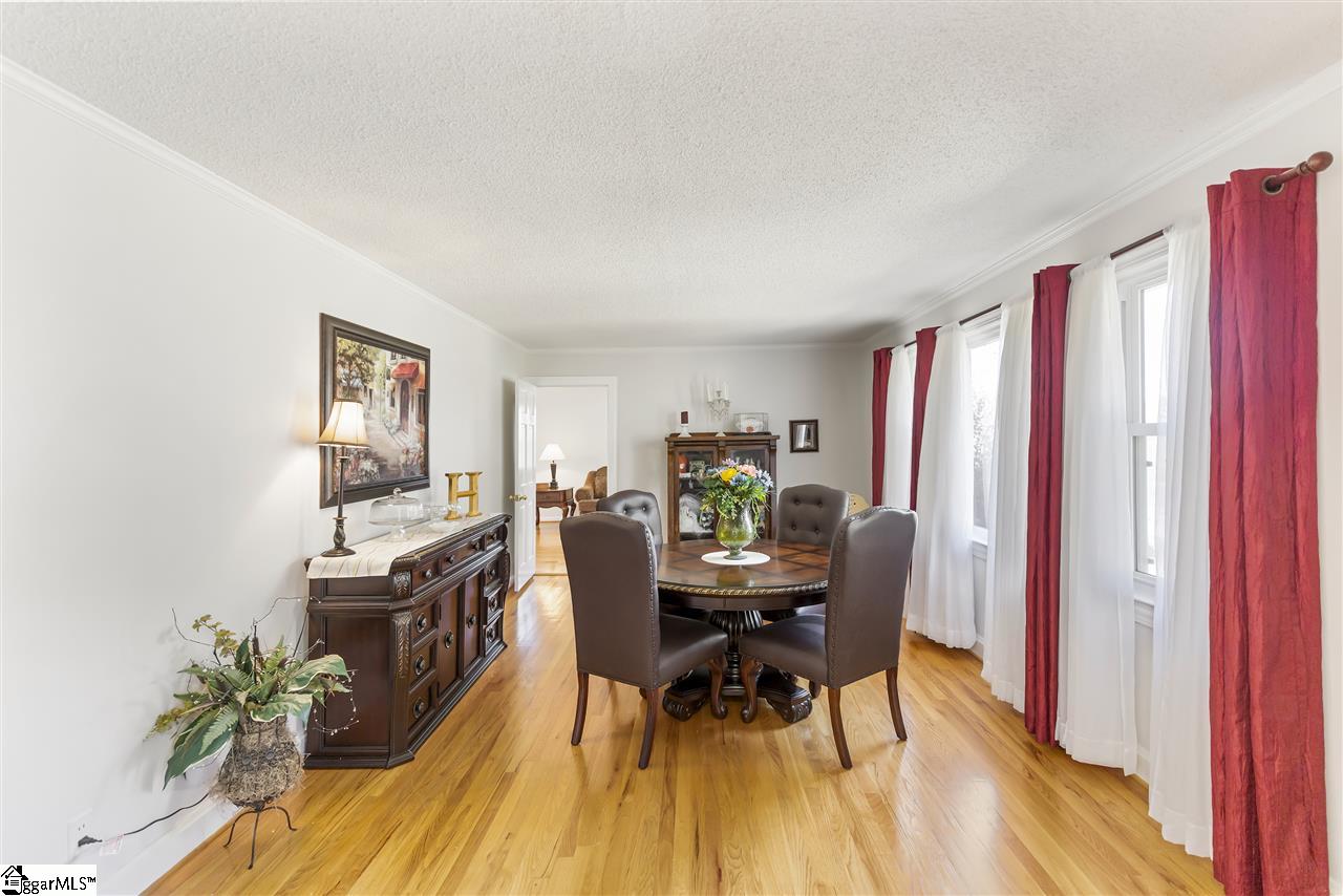 1131 Farrs Bridge Road Greenville, SC 29611 - Photo 5 of 28 Gallery Image 5