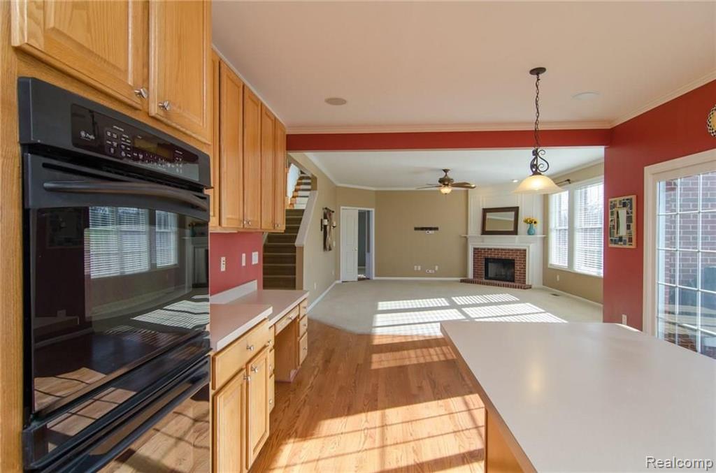 620 Bliss Drive Rochester Hills, MI 48307 - Photo 12 of 38
