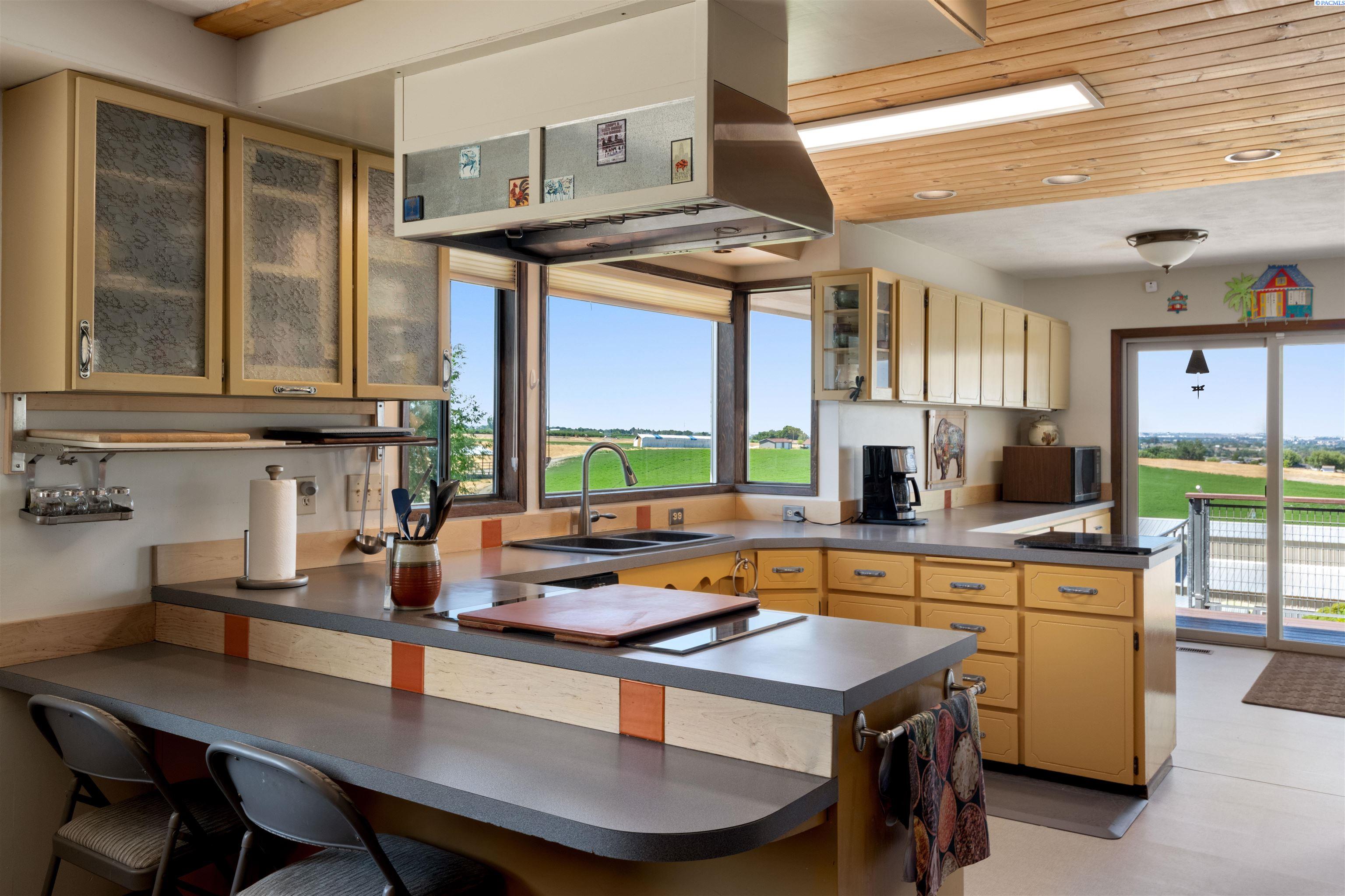 201806 East Terril Road Kennewick, WA 99337 - Photo 9 of 46 Gallery Image 9