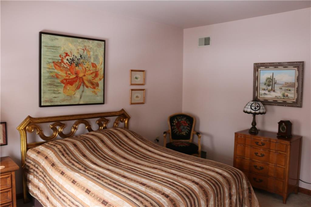 133 Kaye Circle Beaver, PA 15009 - Photo 12 of 17